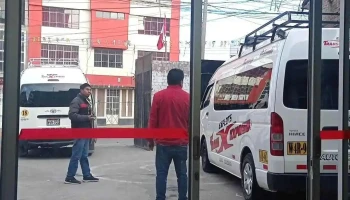 Agencia de viajes, terminal. - Av San Carlos