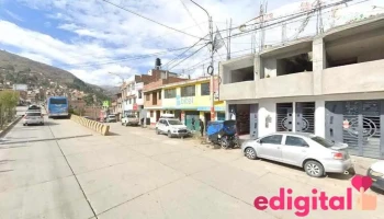 Avenida 8 de marzo - 8 De Marzo