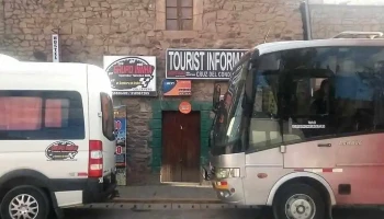 Grupo Innka Viajes Y Turismo Touristic Bus Puno Cusco Aqp. - Pl. De Armas 705