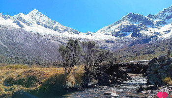 Paron Tours - Perú
