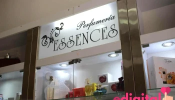 Perfumeria Essences - Trujillo 13001