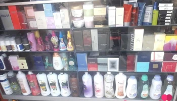 Perfumeria Macubaledi - Lote 13