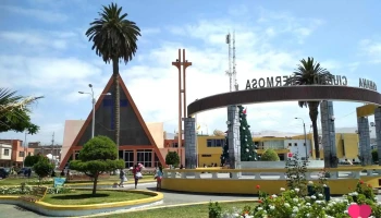 Plaza de Armas de Camaná - Camaná 04451