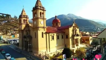 Plaza de Armas de Tarma - Perú