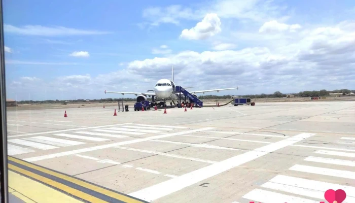 Aeropuerto Internacional Guillermo Concha Ibérico - Piura