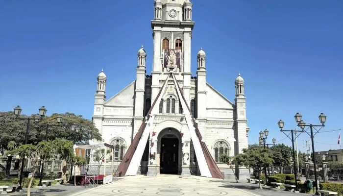 Aqu Runa Travel and Service E.i.r.l - Cal. Tacna. 128 Int. 10 Cercado De Ica