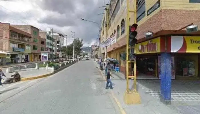 Avenida Antonio Raimondi -  Direccion - Huaraz