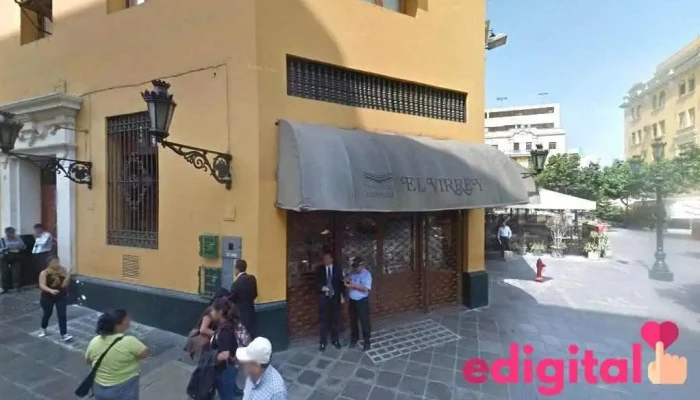 Botica del Correo - Lima
