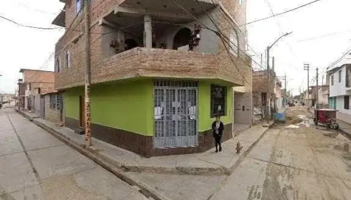 Botica Lamfarma -  Precios - Túcume