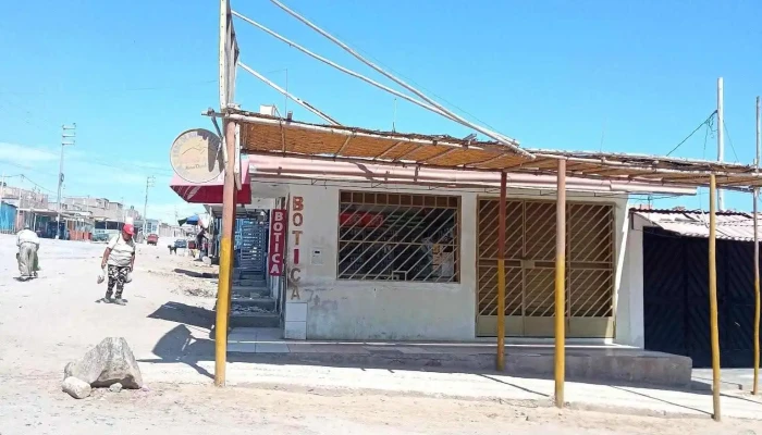 Botica Lomas -  Fotos - Nuevo Chimbote