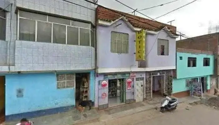 Botica Luz Farma -  Cerca De Mi - Amarilis