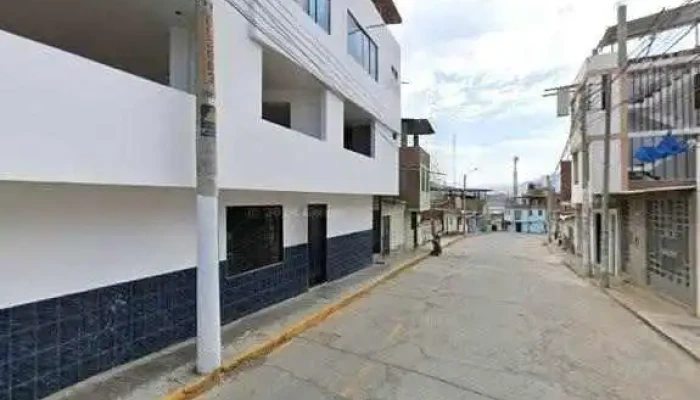 Botica Max Salud -  Zona - Tembladera