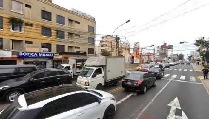 Botica Mijalu -  Como Llegardeg - San Miguel