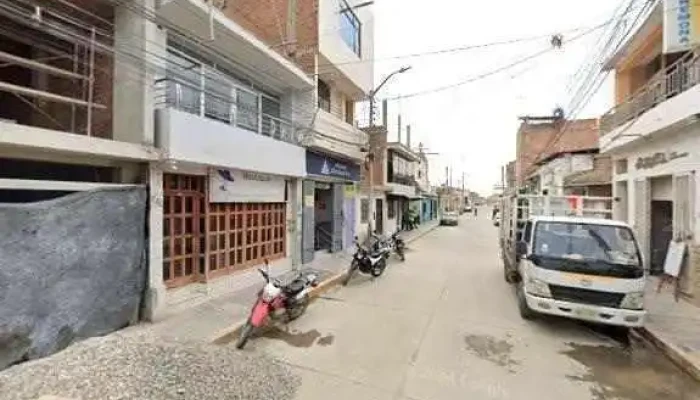Botica Salud Y Vida 2 -  Cerca De Mideg - Jayanca