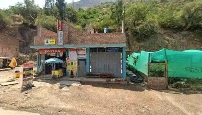 Botica Saludvida Fotosdeg - Av 20 de Enero