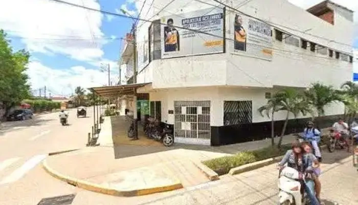 Botica Via -  Abierto Ahora - Pucallpa