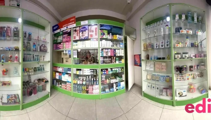 Botica Y Perfumeria Farmax Zona - Mala