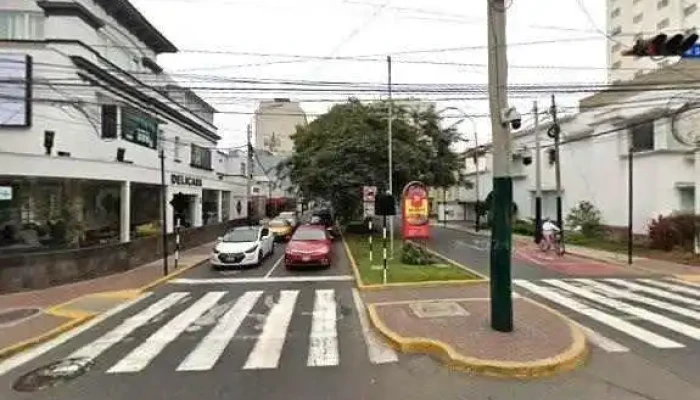 Boticas Y Salud -  Videosdeg - San Isidro