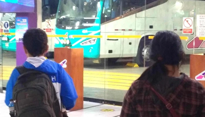 Civa Transporte Y Turismo Terminal Trujillo Servicio De Envios - Au. Panamericana N