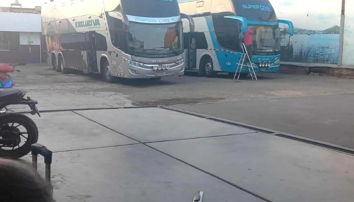 Civa Transporte Y Turismo Trujillo Telefono - Av Ejercito 285
