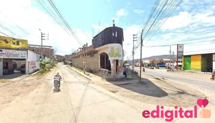 Cruce La Colina - Av. Pakamuros - Jaén 06801