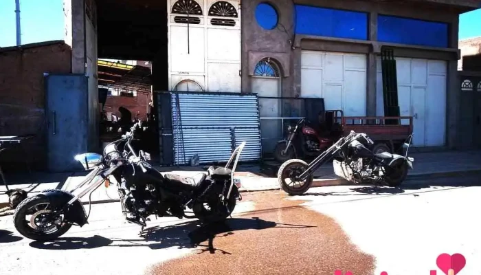 Custom Garage - Juliaca 21103