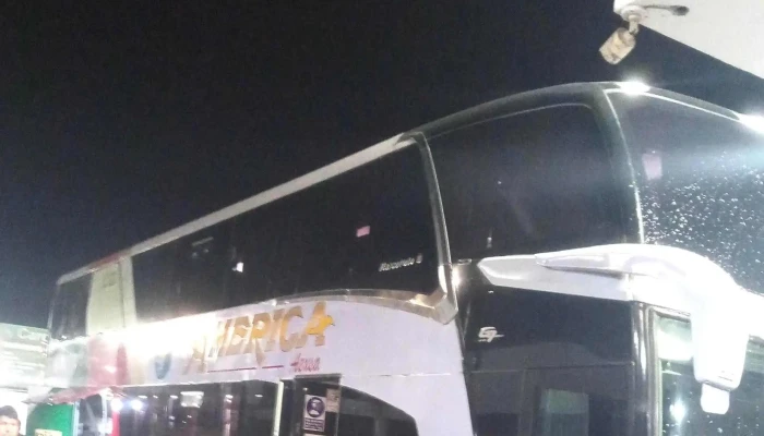 Empresa De Transporte America Express -  Abierto Ahora - Trujillo 13007