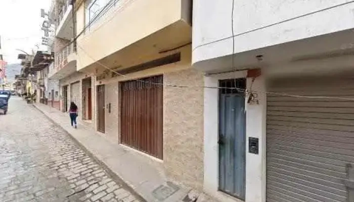 Famifarma Sac -  Cerca De Mideg - Otuzco