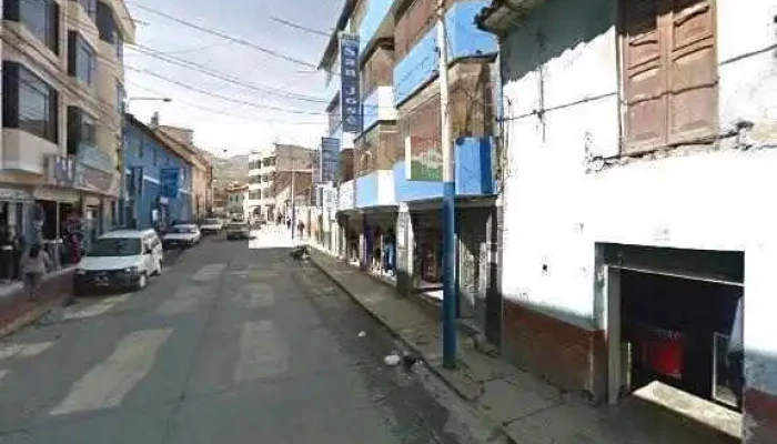 Farmacia Farmasur -  Comentarios - Abancay