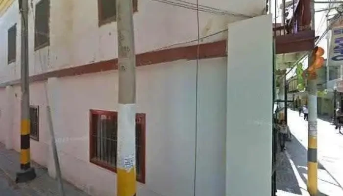 Farmacia Latina -  Direccion - Paita