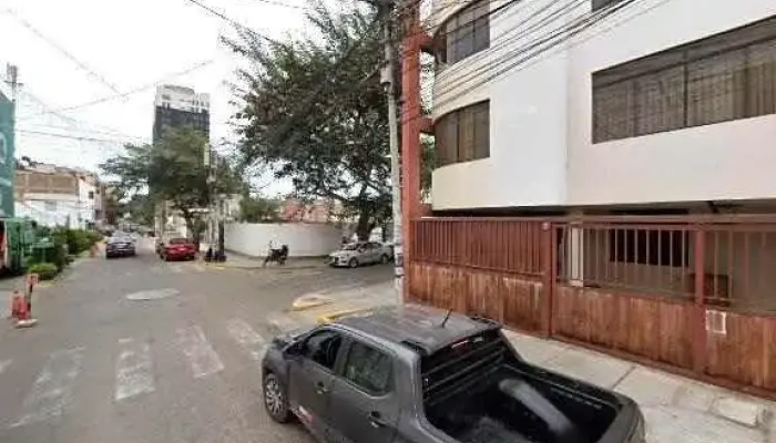 Farmacia Los Laureles -  Fotosdeg - Trujillo