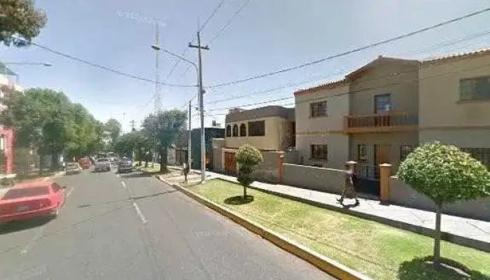 Farmacia Lourdes -  Puntaje - Arequipa