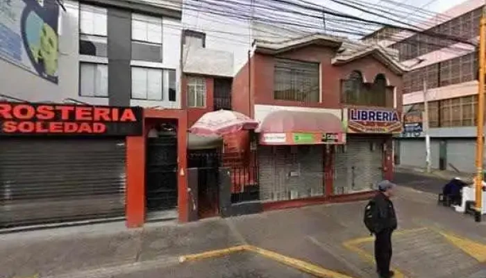 Farmacia San Miguel -  Comentarios - José Luis Bustamante y Rivero