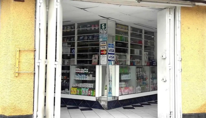 Farmacia Santa Paula -  Donde - Lima
