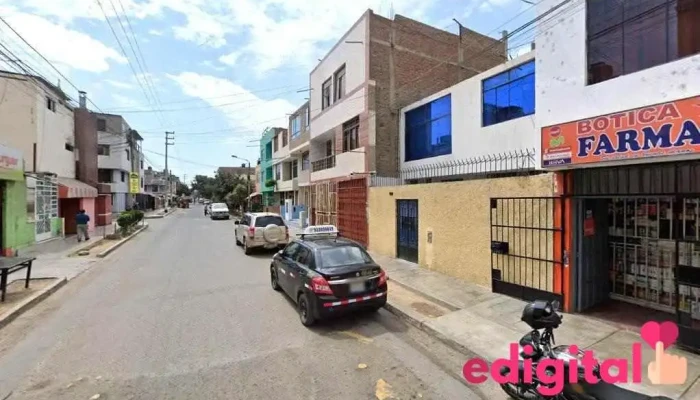 Farmacia Santiago Apóstol - Trujillo