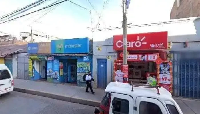 Farmacia Virgen De Chapi -  Telefono - Juliaca