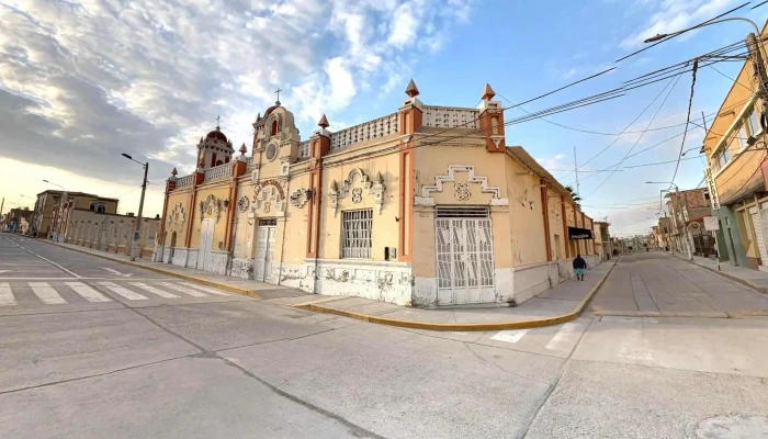 Inkafarma -  Horario - Ferreñafe