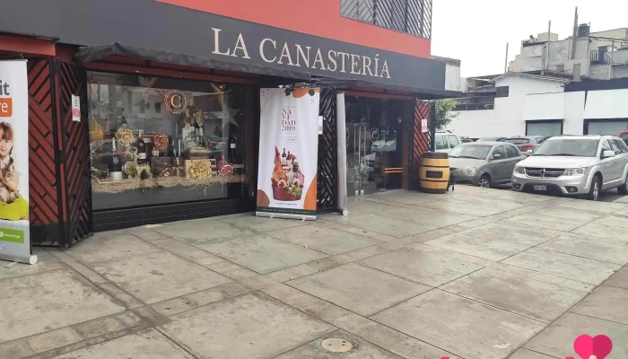 La Canasteria Chacarilla - Santiago De Surco 15038