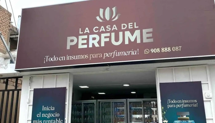 La Casa del Perfume Los Olivos - Los Olivos 15301