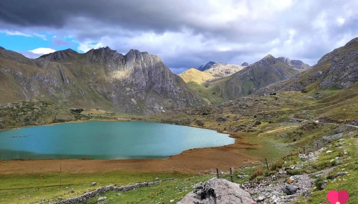 Laguna Lauricocha - 10540