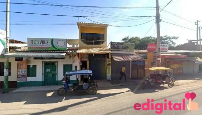 Mancora Bus Stop - Perú