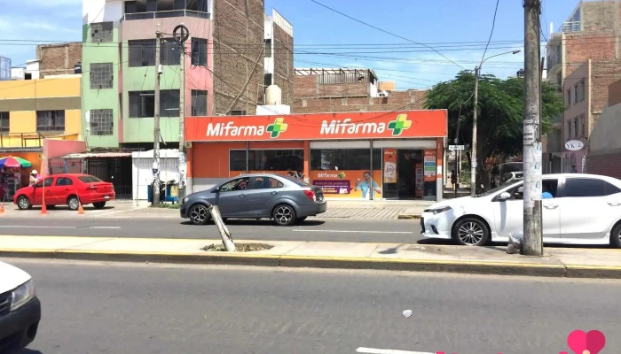 Mifarma Fotos - Víctor Larco Herrera