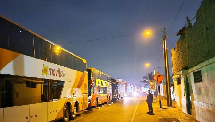 Movil Bus Cerca De Mi - Trujillo 13008