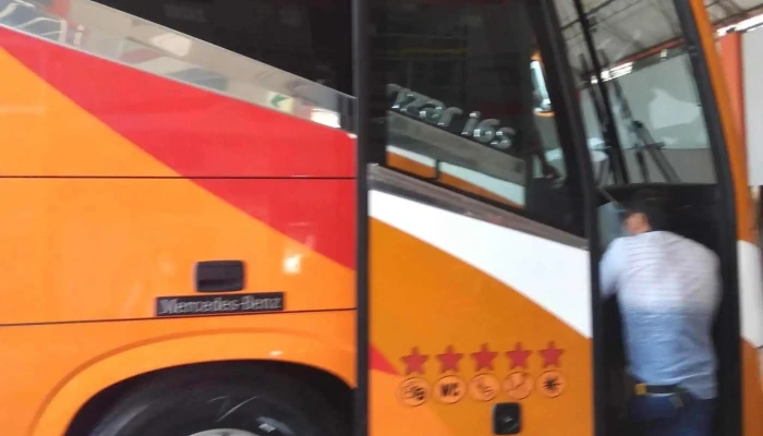Movil Tours -  Direccion - Huaraz