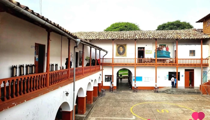 Municipalidad Provincial de Cajabamba - Cajabamba 06351