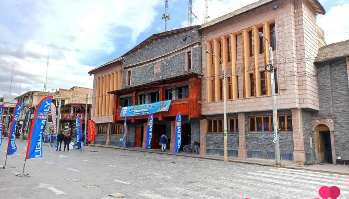 Municipalidad Provincial de Caylloma - Pl. De Armas 104