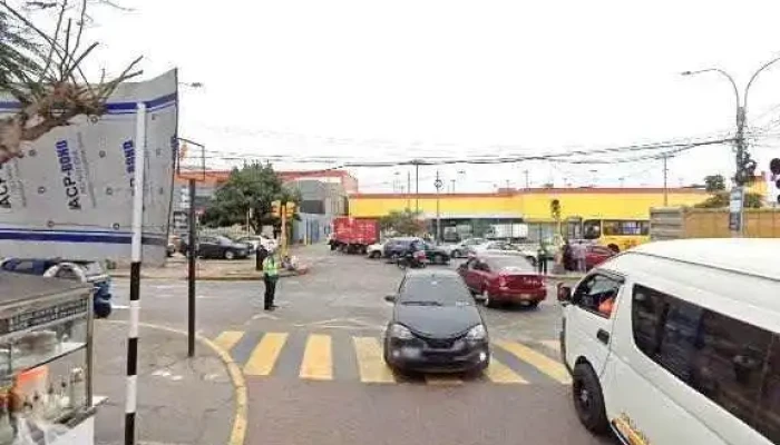Oizumi Store -  Direcciondeg - Bellavista