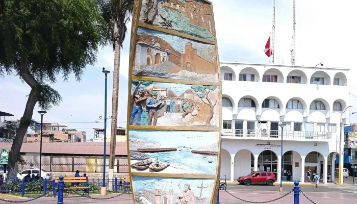 Plaza De Armas De Huaral -  Telefono - Huaral