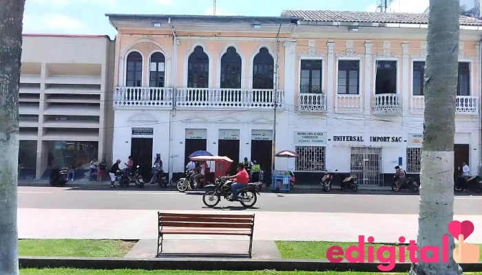 Plaza Mayor De Iquitos -  Parque - Iquitos