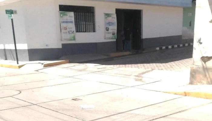 Policlinico Cruz Verde -  Fotos - Carhuaz